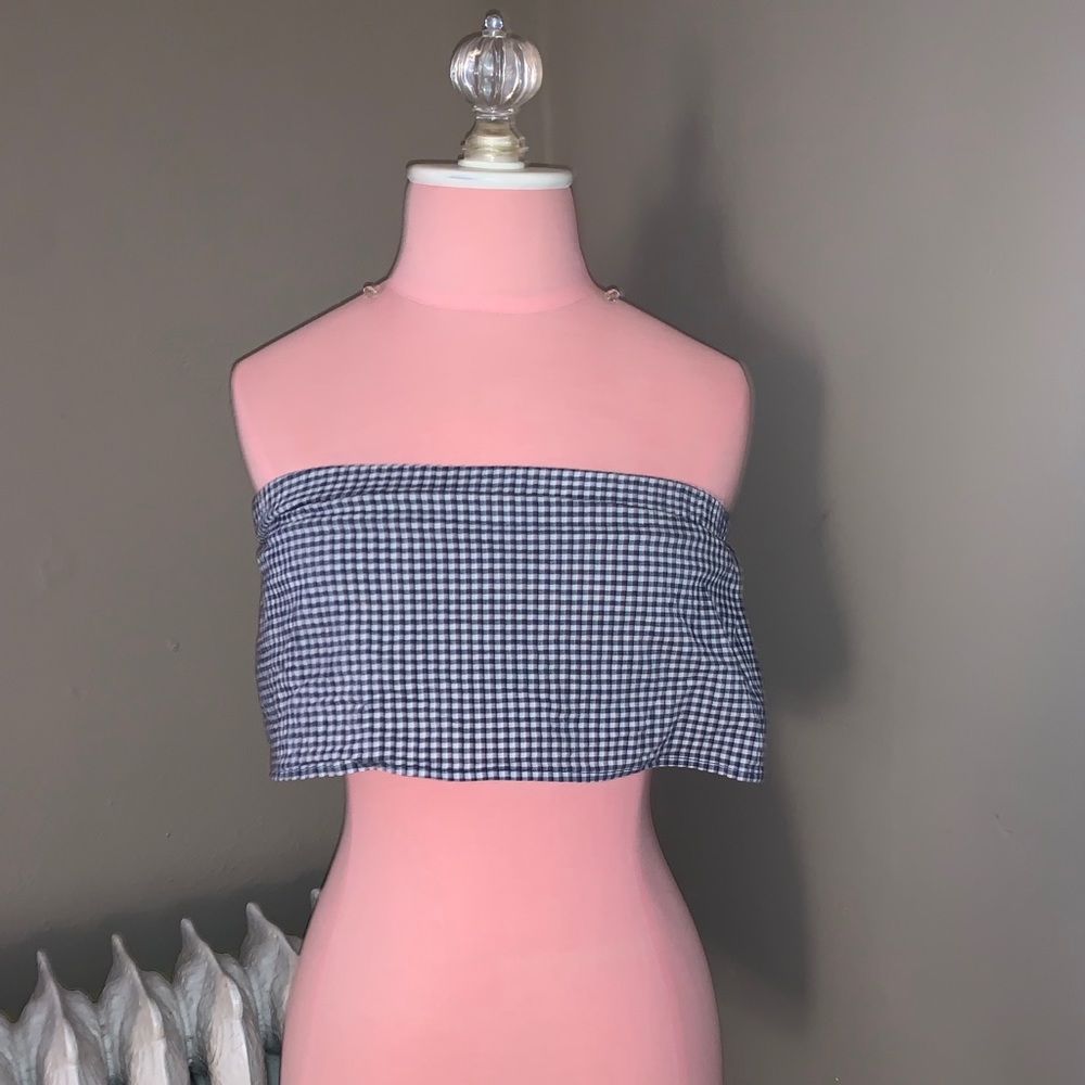 Gingham strapless cropped top